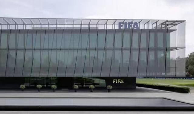 开云APP-国际足联官方：俄罗斯国家队和各俱乐部被全面停赛